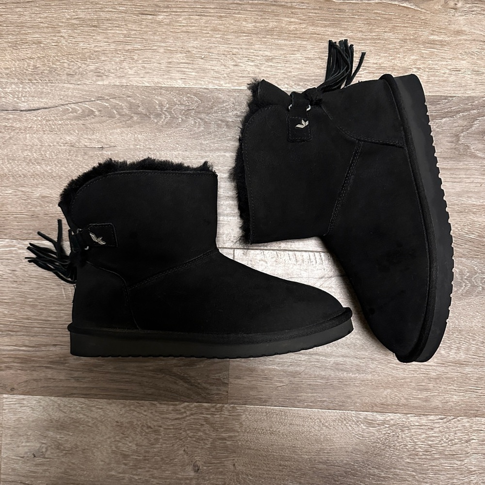 Koolaburra by UGG Black Winter Boots. Sz.10. NWOT